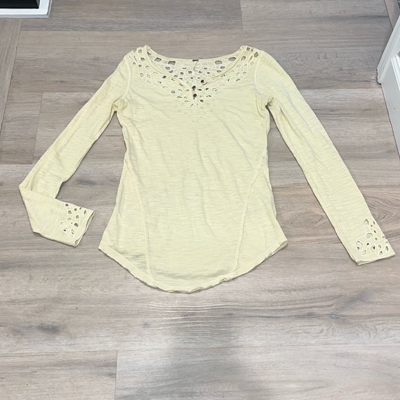 Free People Luna cutout henley long sleeve Ivory cream yellow Small Anthro - Picture 1 of 6
